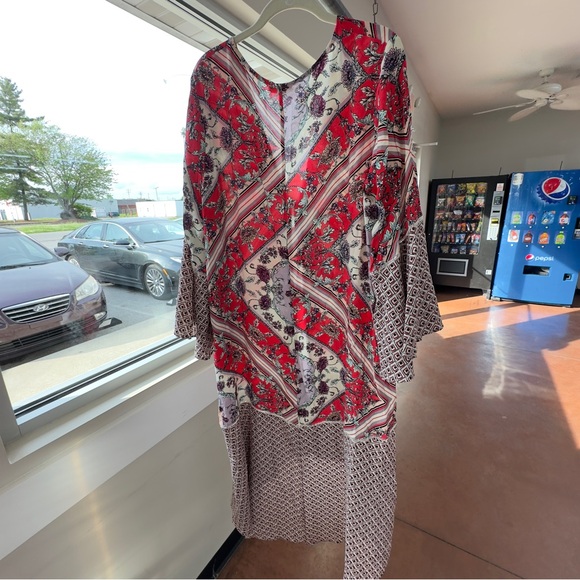 PLUS SIZE Womens RED FLORAL TIE FLARE SERAPE KIMONO CARDIGAN DUSTER 1X - Picture 4 of 5